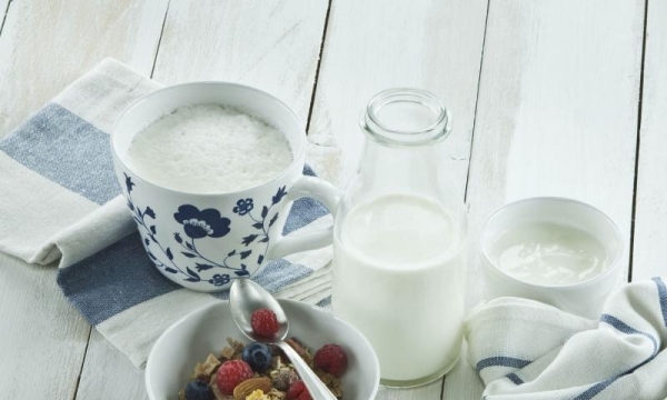 Sữa đậu nành và sữa hạnh nhân có thực sự tốt hơn sữa bò?
